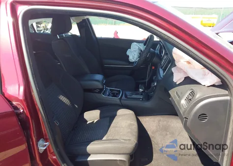 2018 Dodge Charger Gt Awd z USA, uszkodzony, nr VIN 2C3CDXJG2JH126593